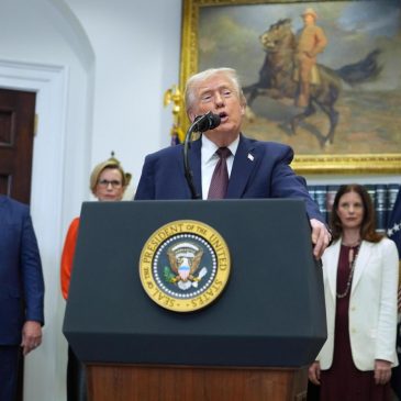 Trump announces lower drug price deals with 9 pharmaceutical companies