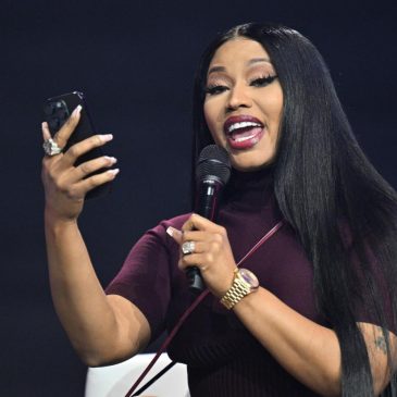 Nicki Minaj surprises conservatives with praise for Trump, Vance at Arizona event