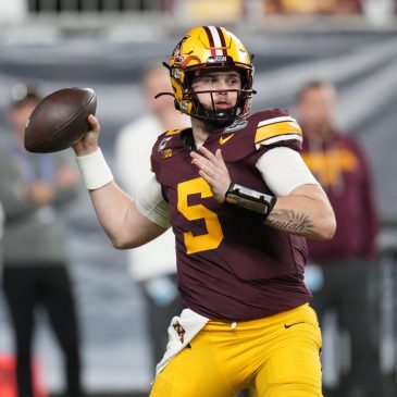 Gophers pull off walk-off win in Rate Bowl, 20-17 over New Mexico