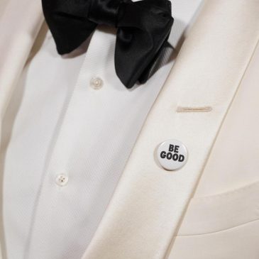 Celebrities wear pins protesting ICE on the Golden Globes red carpet