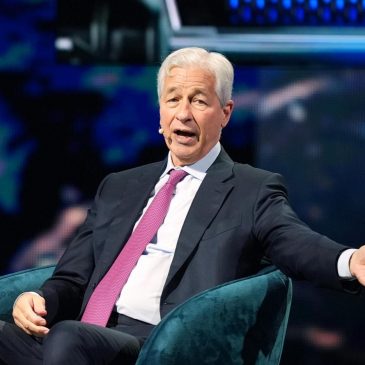 Trump sues JPMorgan for $5 billion, alleges bank closed his accounts for political reasons