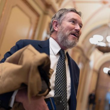 Military action in Venezuela emerges as an issue in a closely watched GOP primary in Kentucky