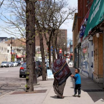 Letters: A minority of Somalis have brought shame to our community