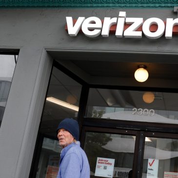 Is Verizon down? Nationwide mobile service outage reported