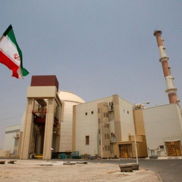 Analysts warn that Iran crisis carries potential nuclear risks