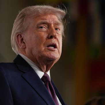 Trump names former Federal Reserve governor Warsh as the next Fed chair, replacing Powell