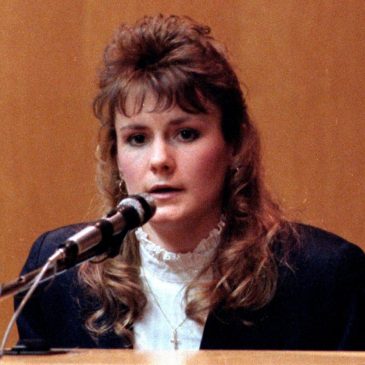 Pamela Smart seeks to overturn conviction for having teenager murder her husband