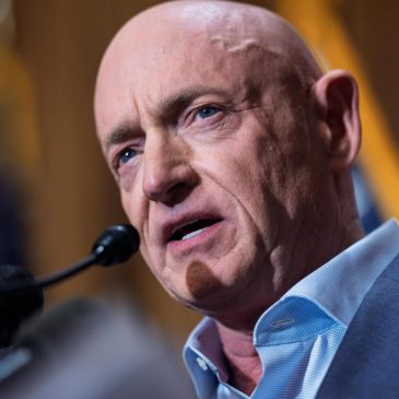 Sen. Kelly sues the Pentagon over attempts to punish him for his warnings about illegal orders