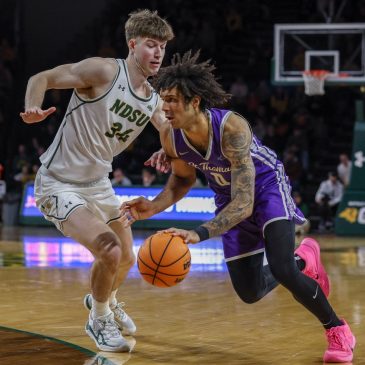 College Basketball: North Dakota State seizes control of Summit with win over St. Thomas