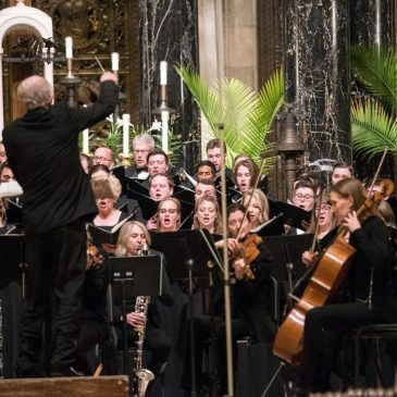 VocalEssence and Sir John Rutter offer a balm for the wounded Twin Cities