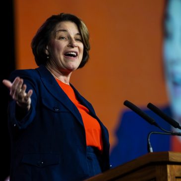 Amy Klobuchar launches campaign for Minnesota governor