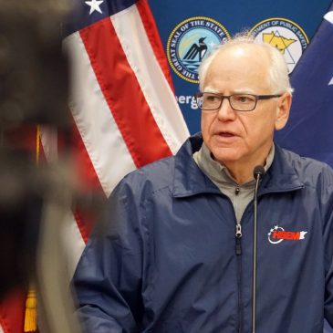 Gov. Walz urges protesters not to give federal authorities cause to bring in more troops