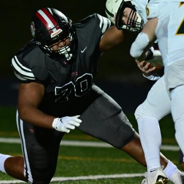 Gophers add stout Marshall defensive tackle transfer Naquan Crowder