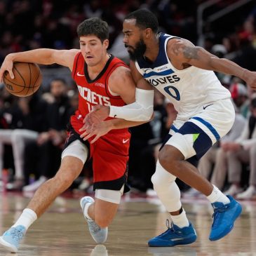 Edwards-less Timberwolves fall at Houston