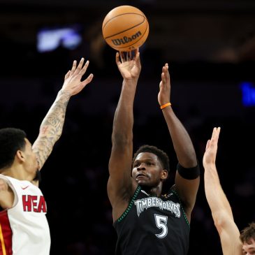 ‘A championship team’: Timberwolves dominant again in win over Miami