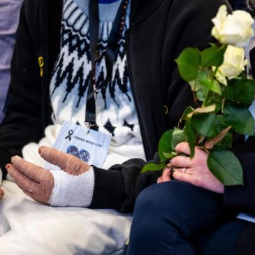 Swiss prosecutors request male bar manager to be placed in pre-trial detention over fatal fire