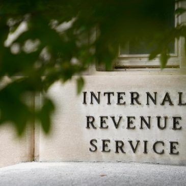 IRS head announces a shake-up on the eve of the 2026 tax season