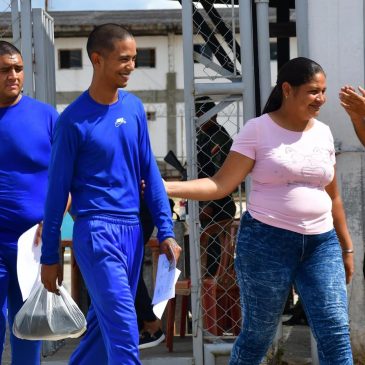 Venezuela releases dozens of prisoners in 2 days, hundreds more still detained