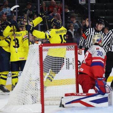 Sweden holds off Czechia to win World Junior Championship