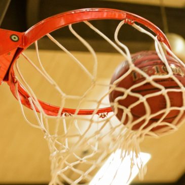 Men’s basketball: St. Thomas downs visiting Oral Roberts