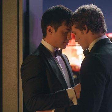 Love ‘Heated Rivalry’? 7 more hockey romance books to check out