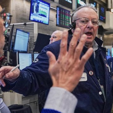 Wall Street drifts in mixed trading as gold and silver prices bounce back