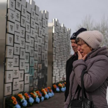 Zelenskyy says Ukrainian officials to meet Trump envoys in Geneva for more Russia talks