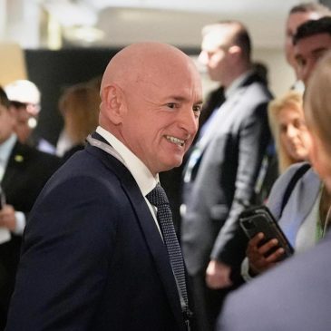 US lawmakers limp to global security summit trailed by political crises at home