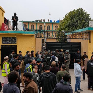 A bombing at a Shiite mosque on Islamabad’s outskirts kills at least 31 and wounds scores