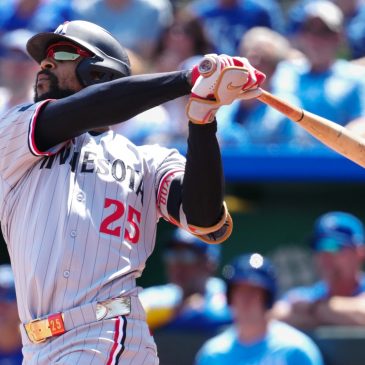 After “different” offseason, Buxton preps for WBC, season