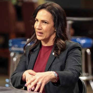 MN governor hopeful Lisa Demuth focuses on fraud while visiting Moorhead