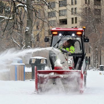 Slow morning commute after several inches of snow fell in metro