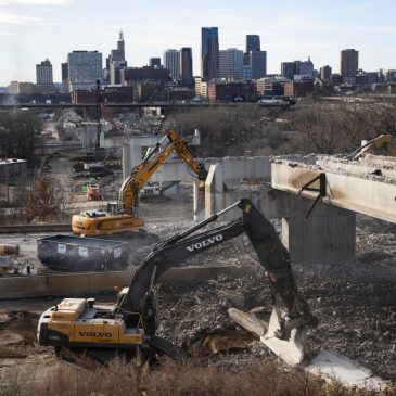 St. Paul: I-94 closure scrapped Saturday as workers struggled with bridge beam