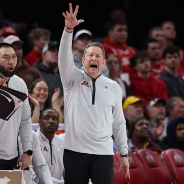 Gophers squander winnable home game against Maryland