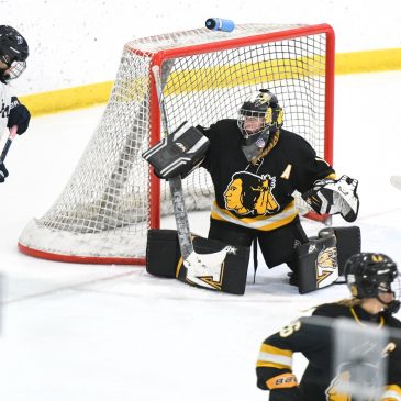 Future Gopher Payton Rolli backstops Warroad’s latest title quest