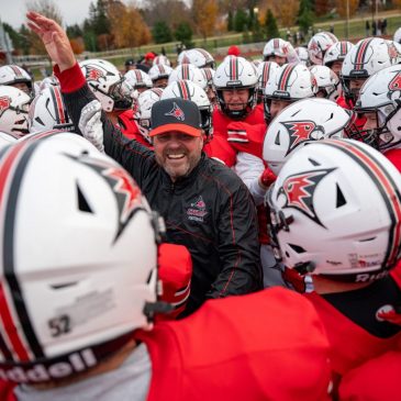 Wisconsin-River Falls football coach Matt Walker takes job at Drake