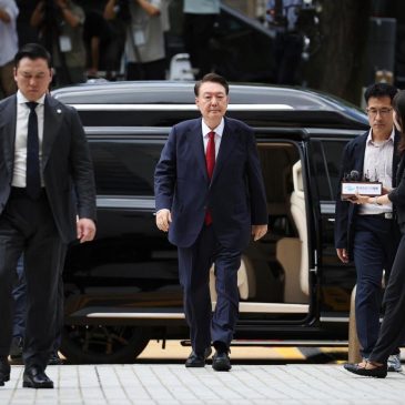 Former South Korean president receives life sentence for imposing martial law in 2024