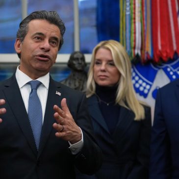 House lawmaker raises new concerns over FDA’s ultra-fast drug review program