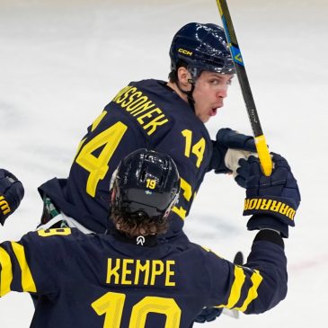 Joel Eriksson Ek healthy as Wild prep for NHL season re-start