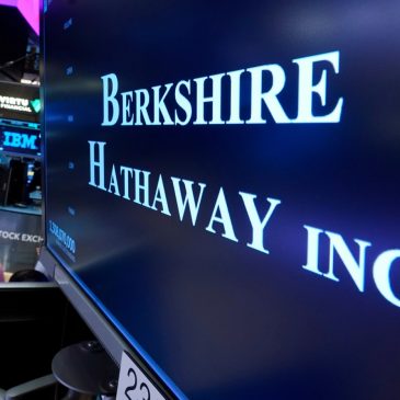 Berkshire Hathaway resumes buybacks and CEO supports Kraft’s decision to pause its split