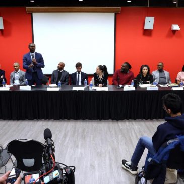 Congress is on track for record retirements. In Illinois, that’s created a candidate frenzy