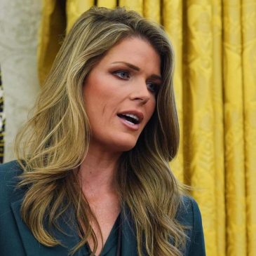 Lindsey Halligan, a Trump-appointed former acting US attorney, faces investigation by Florida Bar