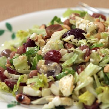 Recipe: This salad in a jar will add pizzazz to workday lunches