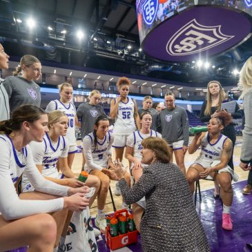 Women’s basketball: Tommies hope to bring longtime coach Ruth Sinn to the Summit